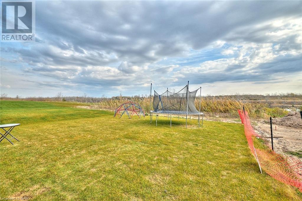 42 Shoreview Drive Drive, Welland, Ontario  L3B 0H2 - Photo 31 - 40667744