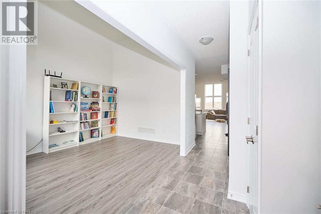 42 Shoreview Drive Drive, Welland, Ontario  L3B 0H2 - Photo 38 - 40667744