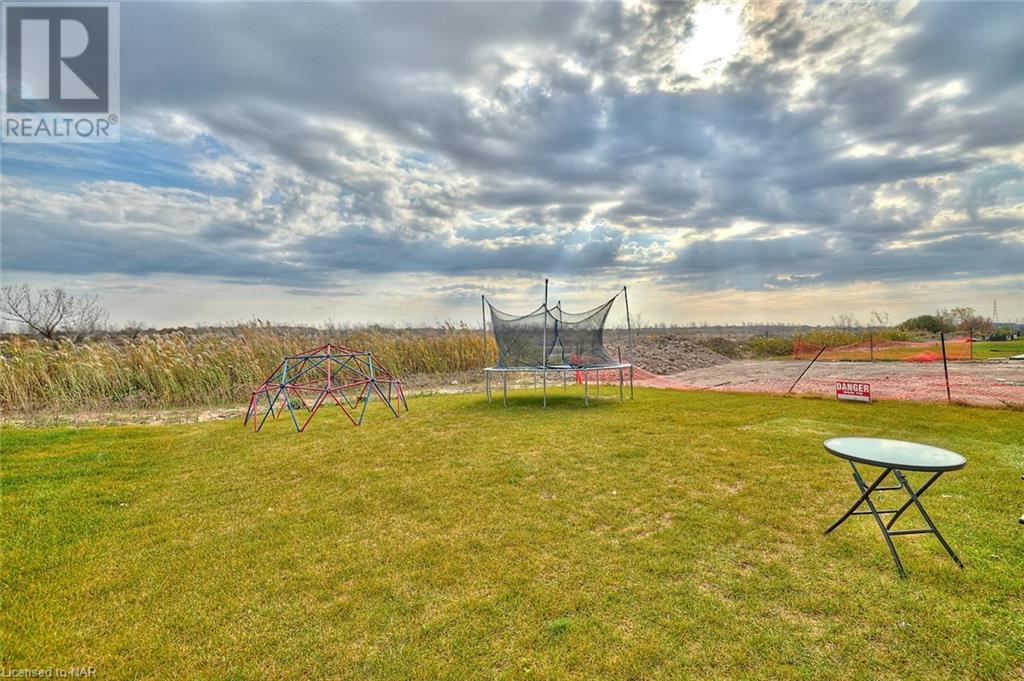 42 Shoreview Drive Drive, Welland, Ontario  L3B 0H2 - Photo 32 - 40667744