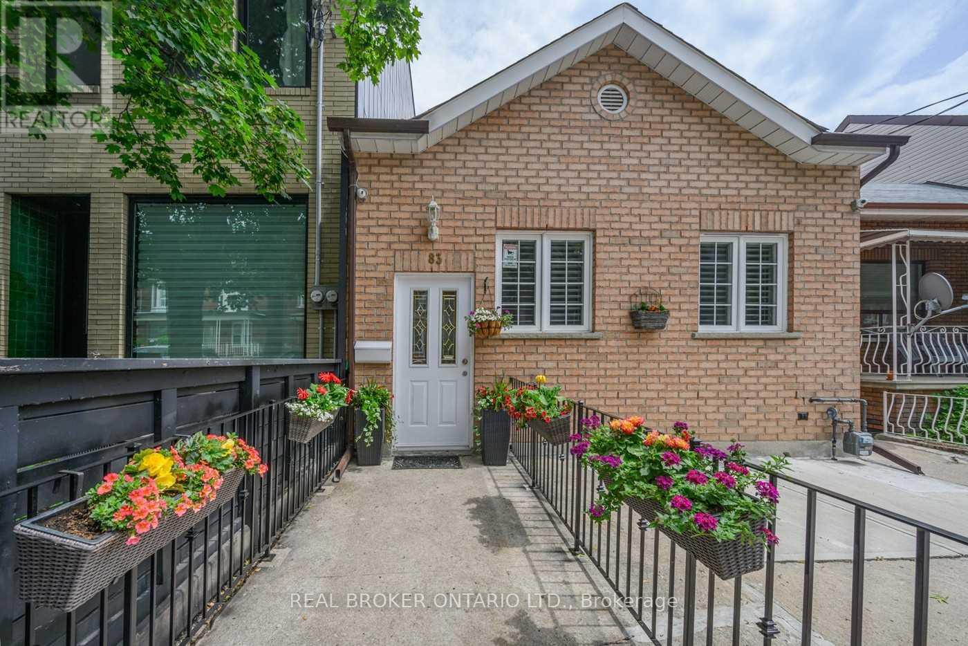 Main - 83 Bellwoods Avenue, Toronto (Trinity-Bellwoods), Ontario  M6J 3N4 - Photo 2 - C9513133