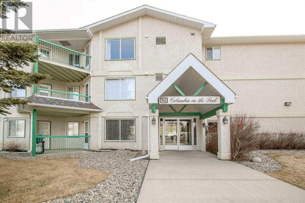 208, 620 Columbia Boulevard W, Lethbridge, Alberta