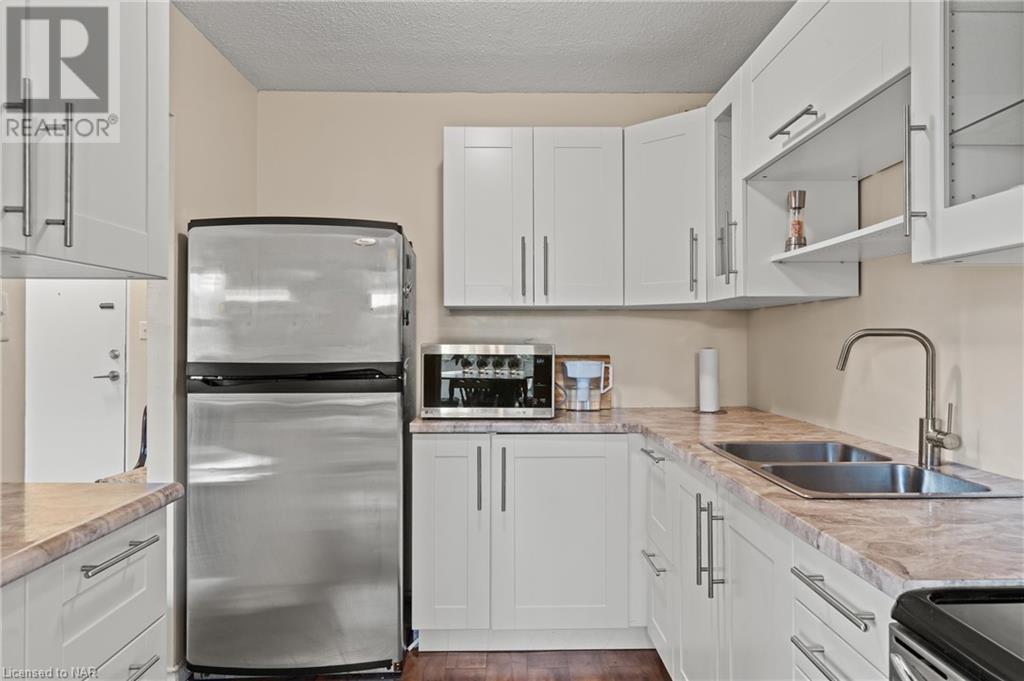 365 Geneva Street Unit# 505, St. Catharines, Ontario  L2N 5S7 - Photo 10 - 40662747