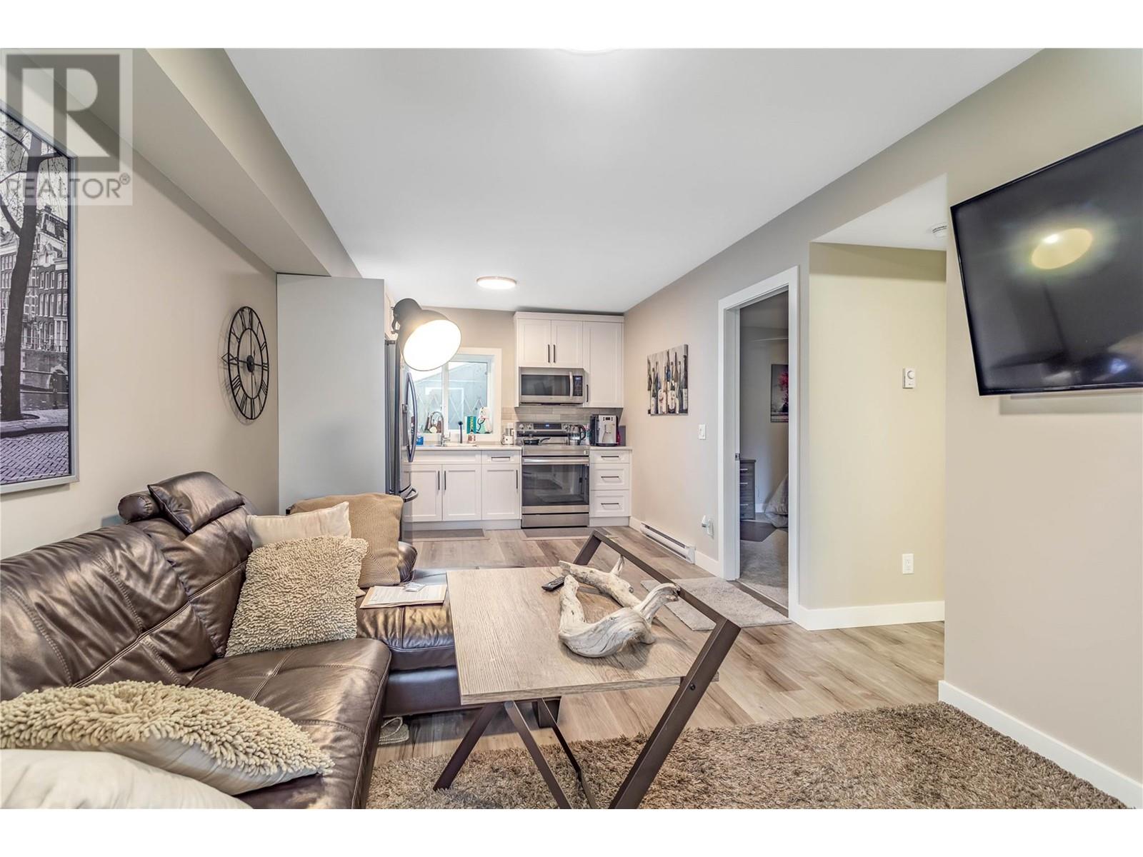 245 Summer Wood Drive Kelowna