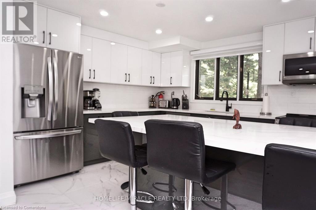 357 Britannia Road, Huntsville, Ontario  P1H 2J3 - Photo 11 - 40669799