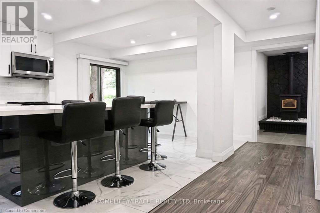357 Britannia Road, Huntsville, Ontario  P1H 2J3 - Photo 6 - 40669799