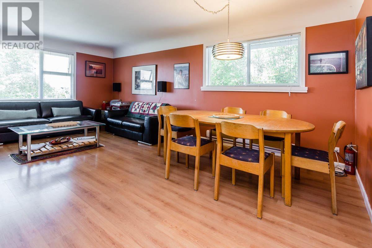 Property at 923 QUADLING AVENUE image 4
