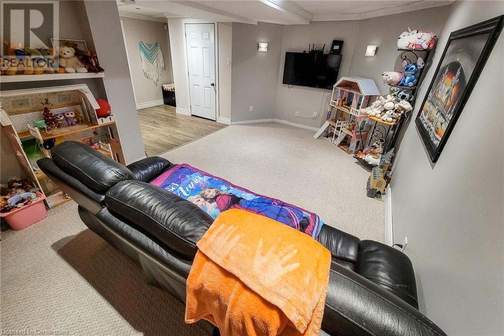 20 Pentland Road, Waterdown, Ontario  L0R 2H5 - Photo 35 - 40669737