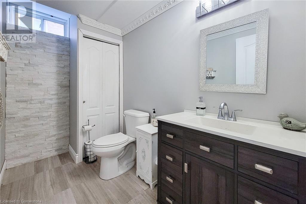 20 Pentland Road, Waterdown, Ontario  L0R 2H5 - Photo 39 - 40669737