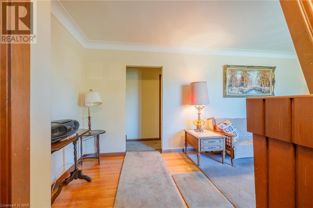 5832 Keith Street, Niagara Falls, Ontario  L2J 1J9 - Photo 6 - 40669698