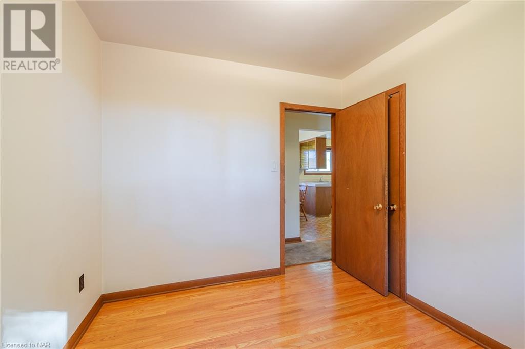 5832 Keith Street, Niagara Falls, Ontario  L2J 1J9 - Photo 14 - 40669698