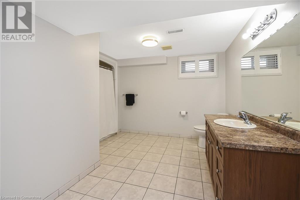 353 Highland Road W, Hamilton, Ontario  L8J 2S2 - Photo 42 - 40669562