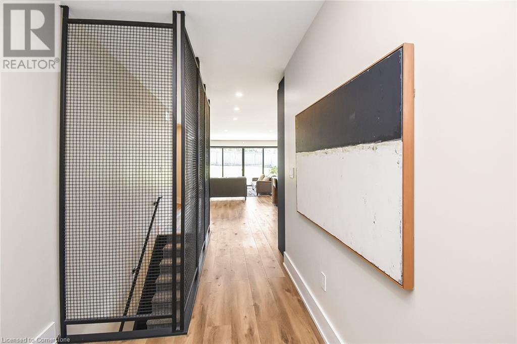 353 Highland Road W, Hamilton, Ontario  L8J 2S2 - Photo 5 - 40669562