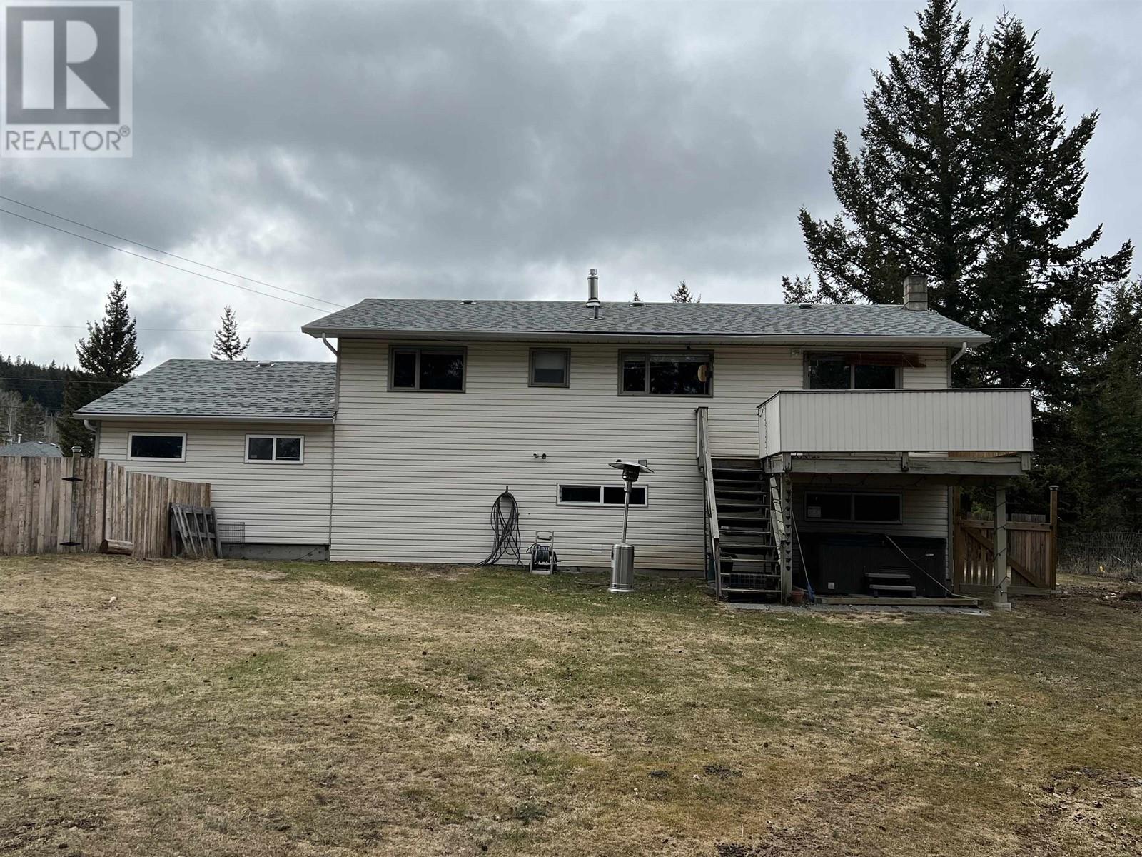 835 Spruce Avenue, 100 Mile House, British Columbia  V0K 2E0 - Photo 11 - R2939164