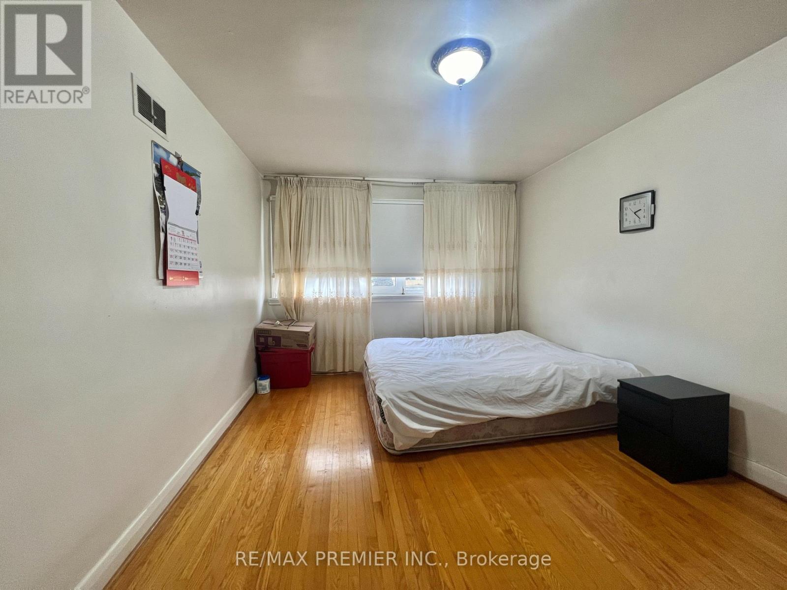 1484 Wilson Avenue, Toronto, Ontario  M3M 1J7 - Photo 6 - W9513455