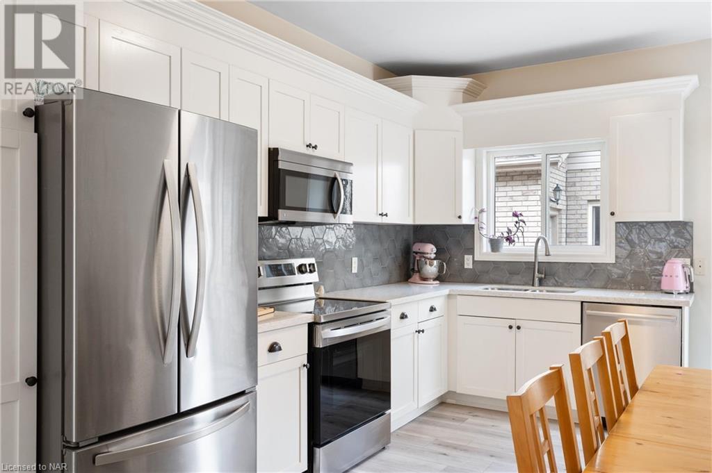 16 Shaver Road, St. Catharines, Ontario  L2S 3Z2 - Photo 8 - 40668403