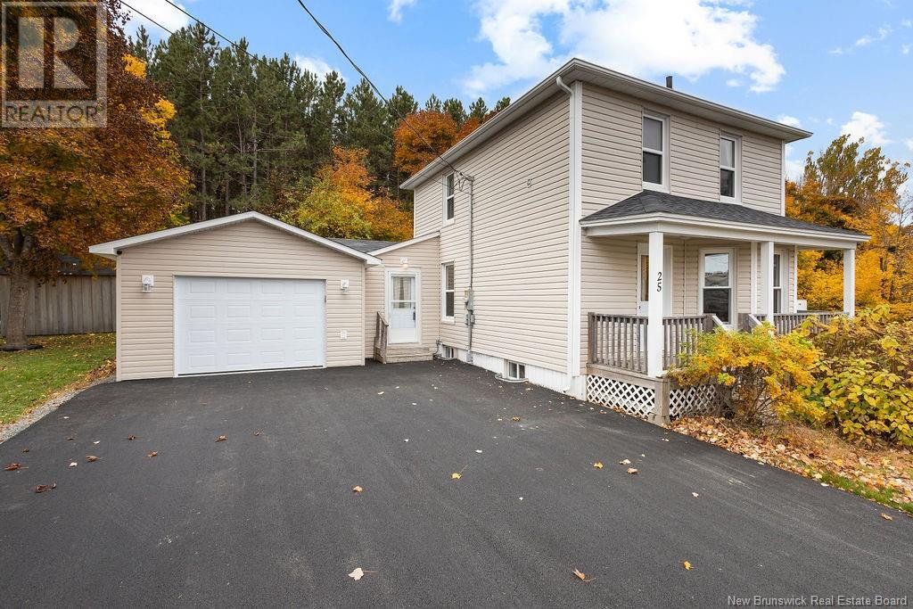 25 Knox Street, Miramichi, New Brunswick  E1N 4K1 - Photo 2 - NB107935