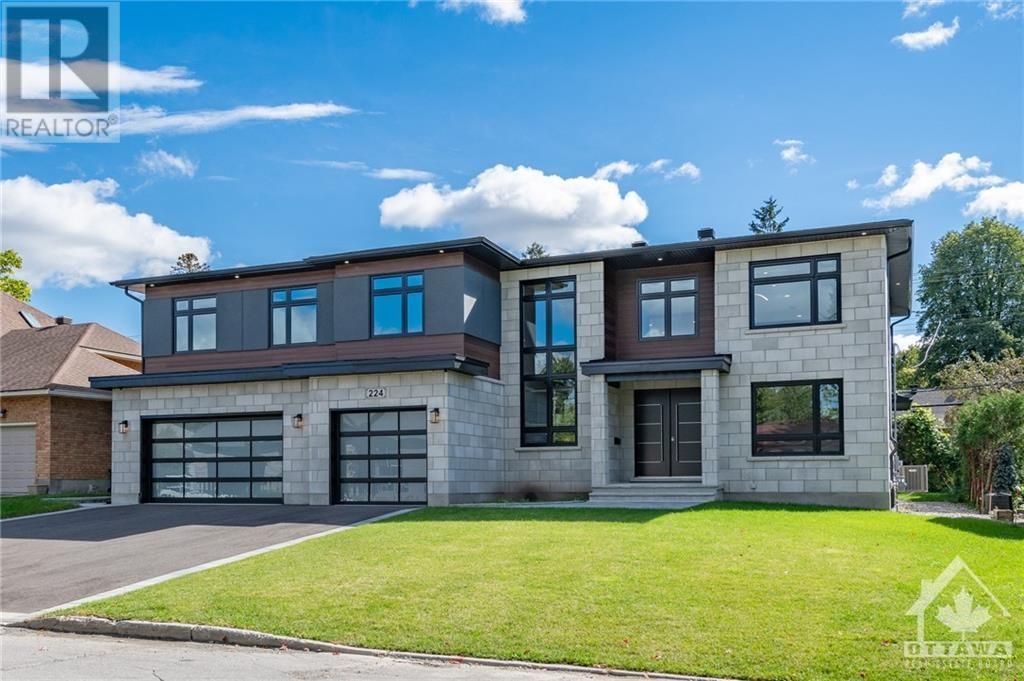 224 Roger RoadOttawa, Ontario  K1H 5C6 - Photo 1 - X9524392