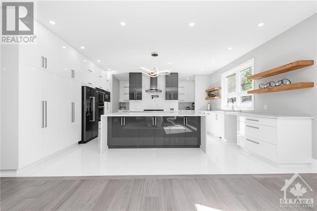 224 Roger RoadOttawa, Ontario  K1H 5C6 - Photo 6 - X9524392