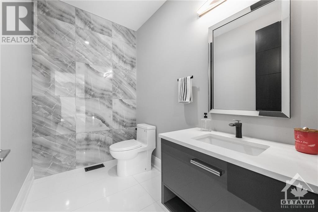 224 Roger RoadOttawa, Ontario  K1H 5C6 - Photo 9 - X9524392