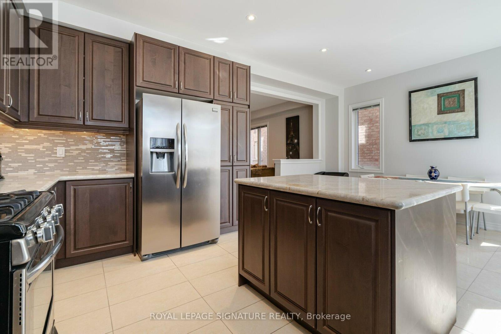 5520 Meadowcrest Avenue, Mississauga, Ontario  L5M 0V1 - Photo 15 - W9513530