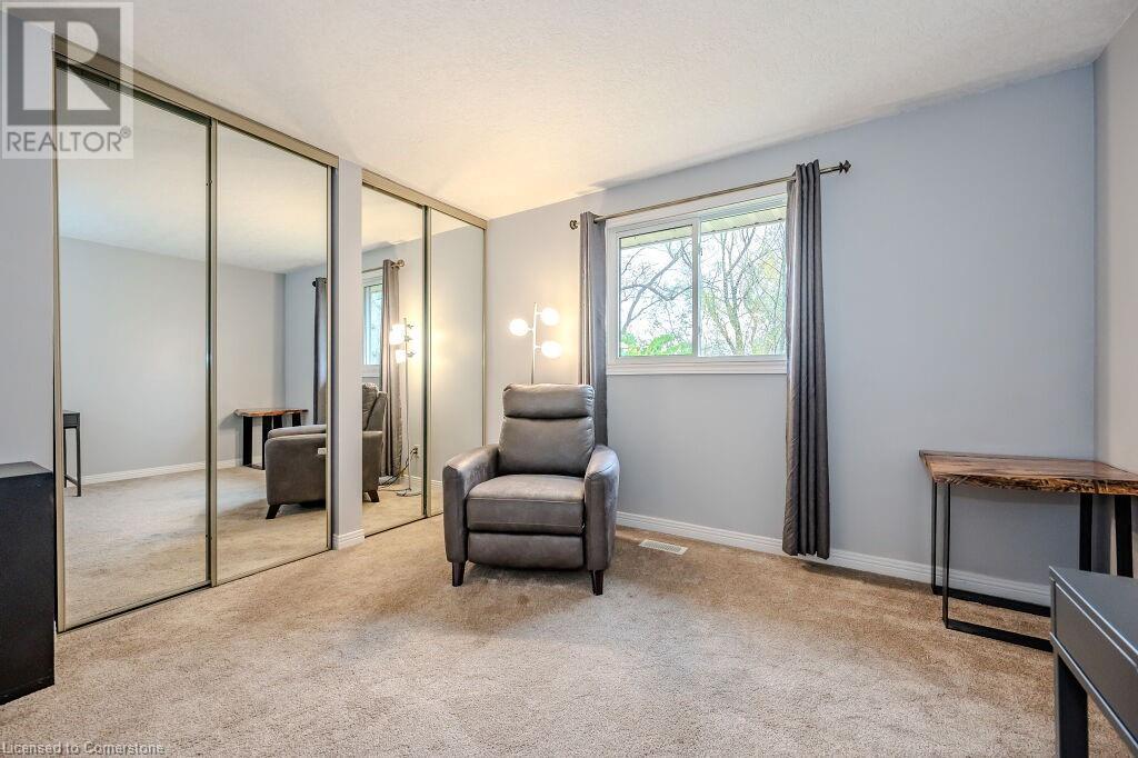 57 Tinatawa Court E, Kitchener, Ontario  N2A 3G9 - Photo 23 - 40669351