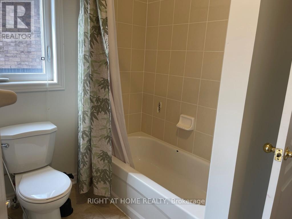 5343 Terry Fox Way, Mississauga, Ontario  L5V 0C5 - Photo 23 - W9513634