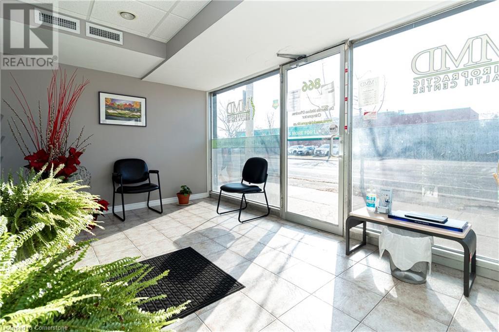 868 King Street W, Hamilton, Ontario  L8S 1K3 - Photo 3 - 40661598