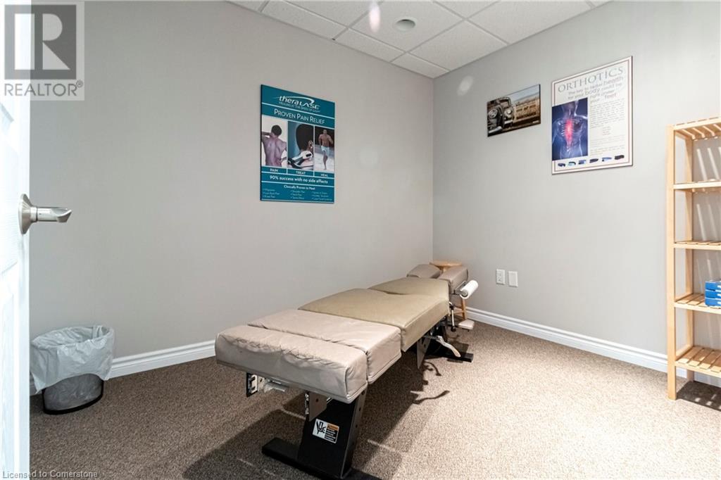 868 King Street W, Hamilton, Ontario  L8S 1K3 - Photo 8 - 40661598