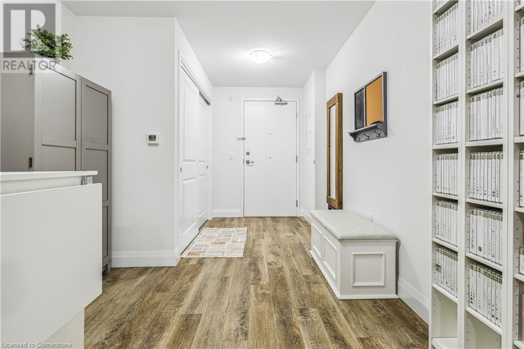 1 Redfern Avenue Avenue Unit# 220, Hamilton, Ontario  L9C 7S6 - Photo 10 - 40670048