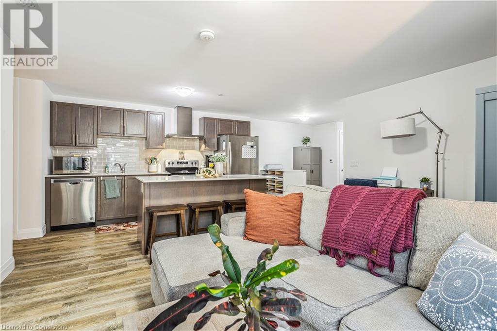 1 Redfern Avenue Avenue Unit# 220, Hamilton, Ontario  L9C 7S6 - Photo 19 - 40670048