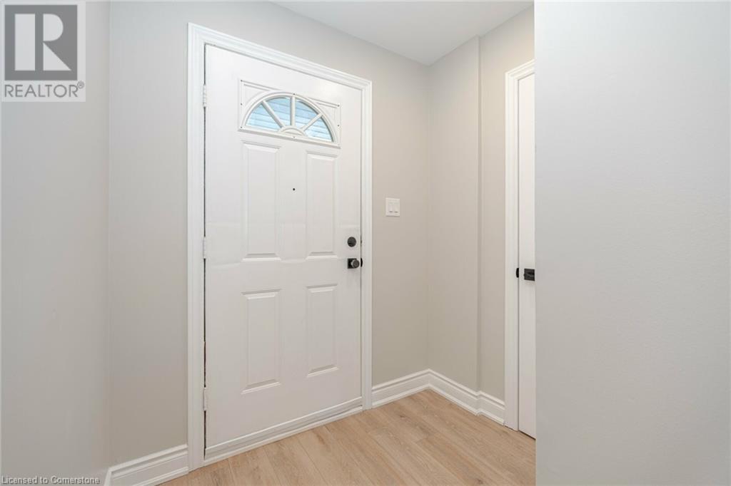 5659 Glen Erin Drive Unit# 58, Mississauga, Ontario  L5M 5P2 - Photo 5 - 40670005