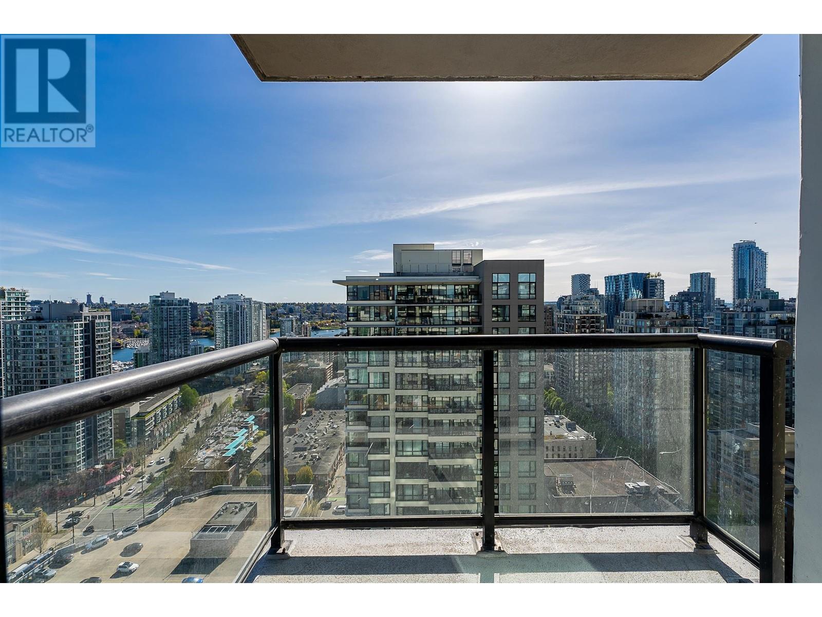 Listing Picture 5 of 27 : 2903 909 MAINLAND STREET, Vancouver / 溫哥華 - 魯藝地產 Yvonne Lu Group - MLS Medallion Club Member