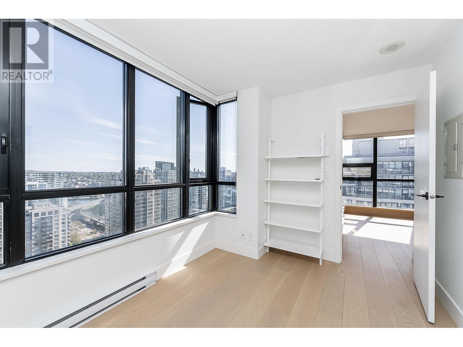 Listing Picture 22 of 27 : 2903 909 MAINLAND STREET, Vancouver / 溫哥華 - 魯藝地產 Yvonne Lu Group - MLS Medallion Club Member