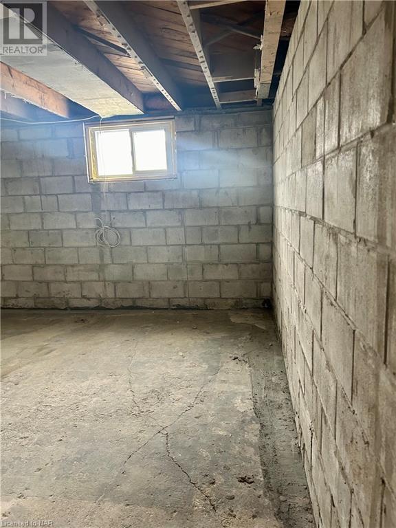 33 Merigold Street, St. Catharines, Ontario  L2S 2N4 - Photo 19 - 40669878