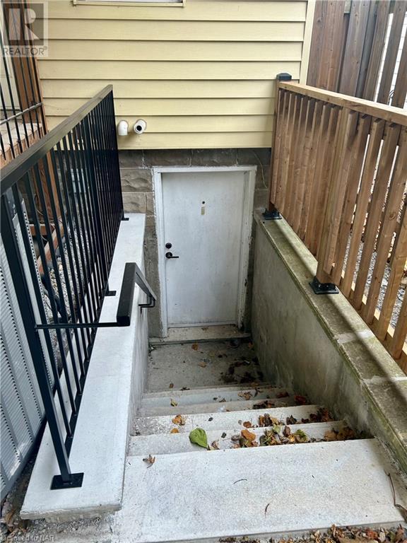 33 Merigold Street, St. Catharines, Ontario  L2S 2N4 - Photo 21 - 40669878