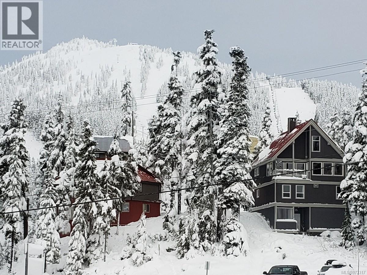 101 1105 Henry Rd, Courtenay, British Columbia V9J 1L0 - Photo 24 - 973317