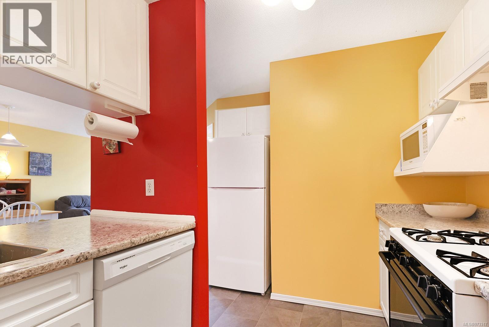 101 1105 Henry Rd, Courtenay, British Columbia V9J 1L0 - Photo 14 - 973317