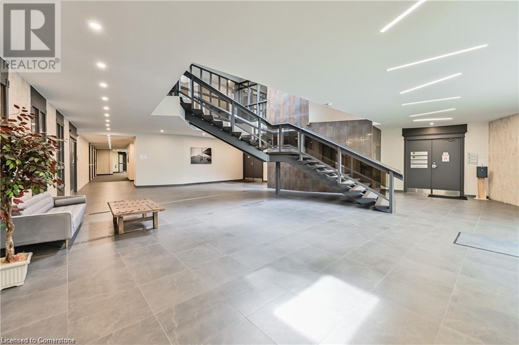 3430 South Service Road Unit# 103, Burlington, Ontario  L7N 3T9 - Photo 3 - 40669400