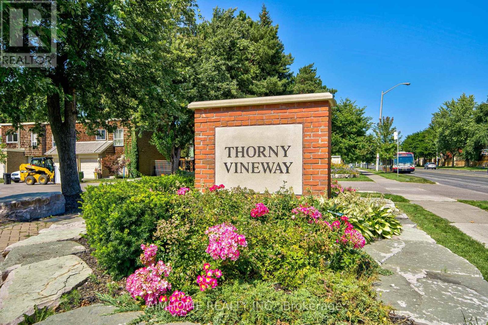 20 Thorny Vine Way, Toronto, Ontario  M2J 4J2 - Photo 39 - C9514175