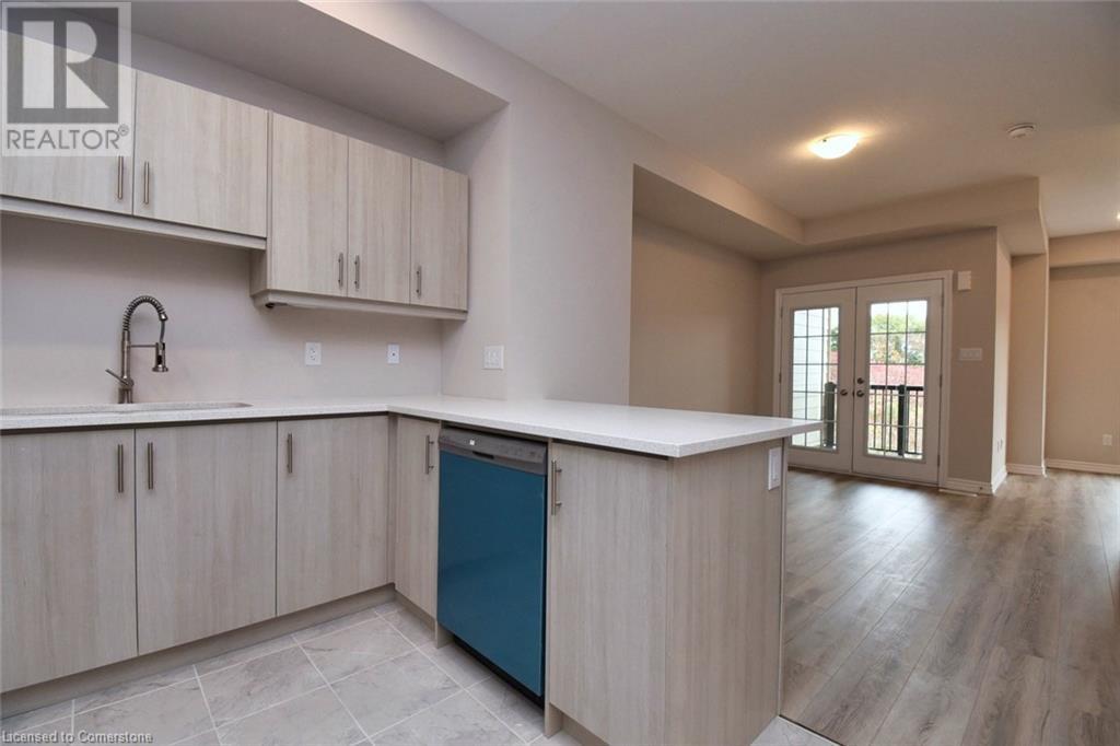 677 Park Road N Unit# 85, Brantford, Ontario  N3R 0A2 - Photo 12 - 40670179