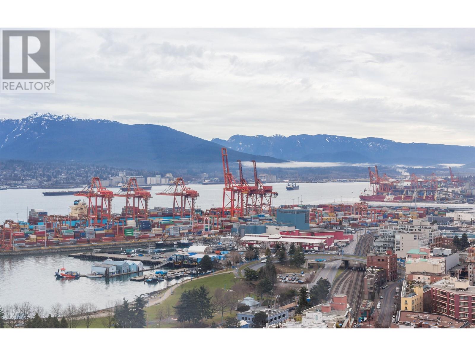 Listing Picture 17 of 22 : 2201 108 W CORDOVA STREET, Vancouver / 溫哥華 - 魯藝地產 Yvonne Lu Group - MLS Medallion Club Member