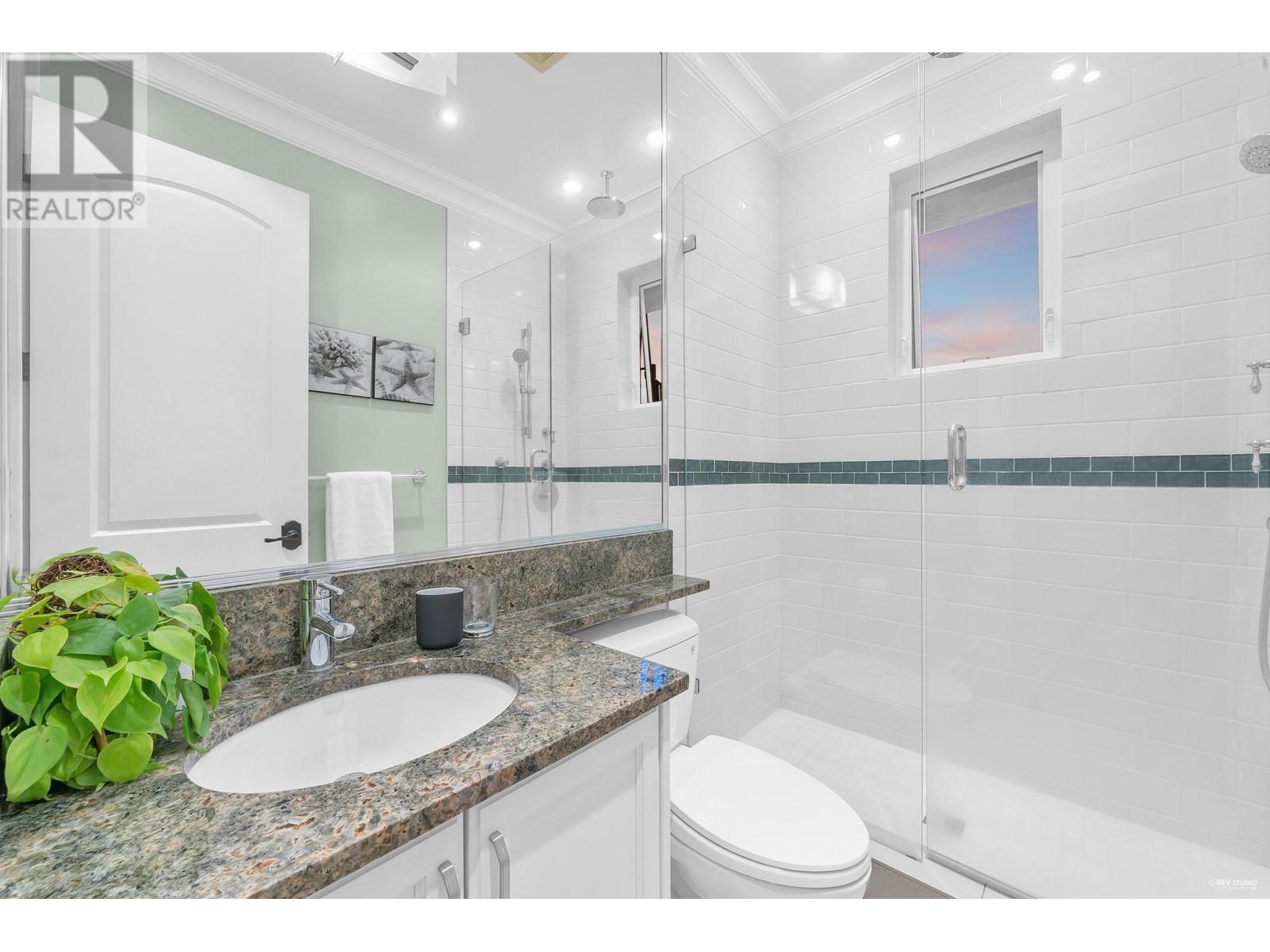 125 N Glynde Avenue, Burnaby, British Columbia  V5B 1G8 - Photo 20 - R2939357