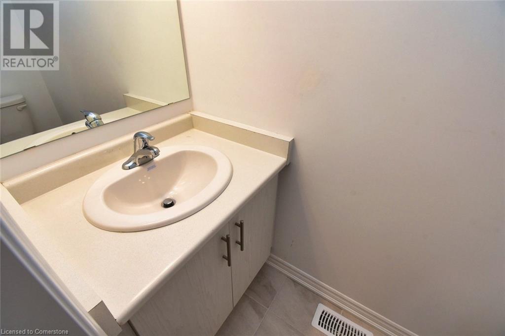 677 Park Road N Unit# 88, Brantford, Ontario  N3R 0A2 - Photo 18 - 40670247