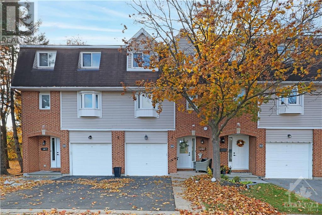 44 ALMOND LANE, Ottawa, Ontario