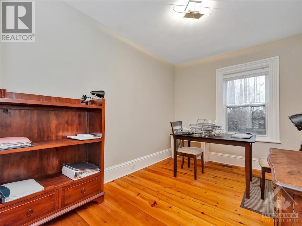 37 Charles StreetOttawa, Ontario  K1M 1R3 - Photo 16 - X9768512