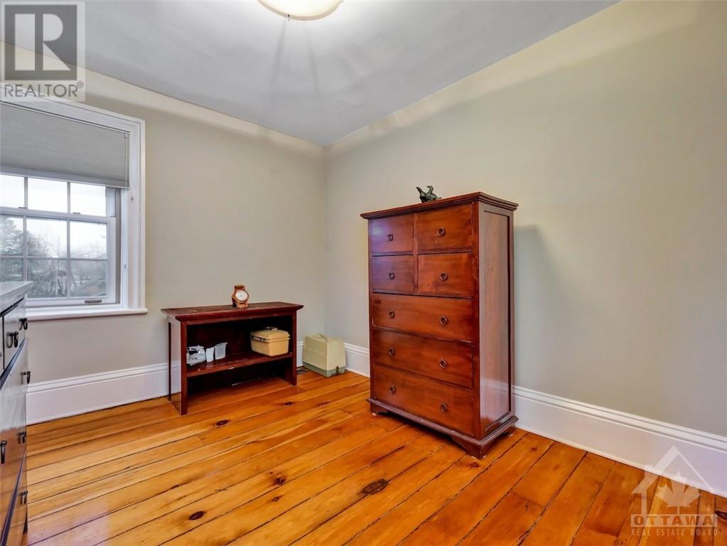 37 Charles StreetOttawa, Ontario  K1M 1R3 - Photo 17 - X9768512