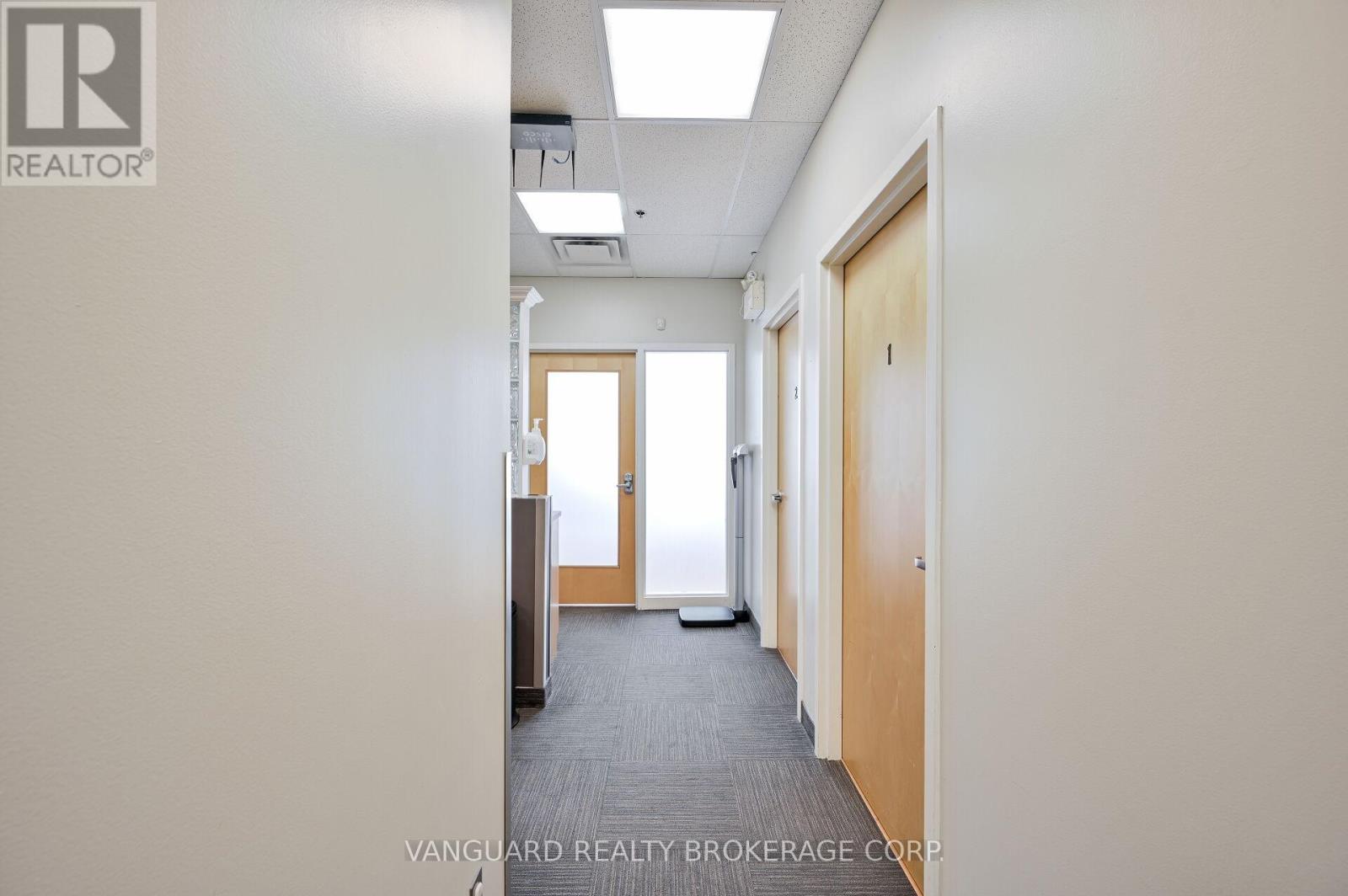 209 - 400 Bronte Street, Milton, Ontario  L9T 0H7 - Photo 18 - W9514256