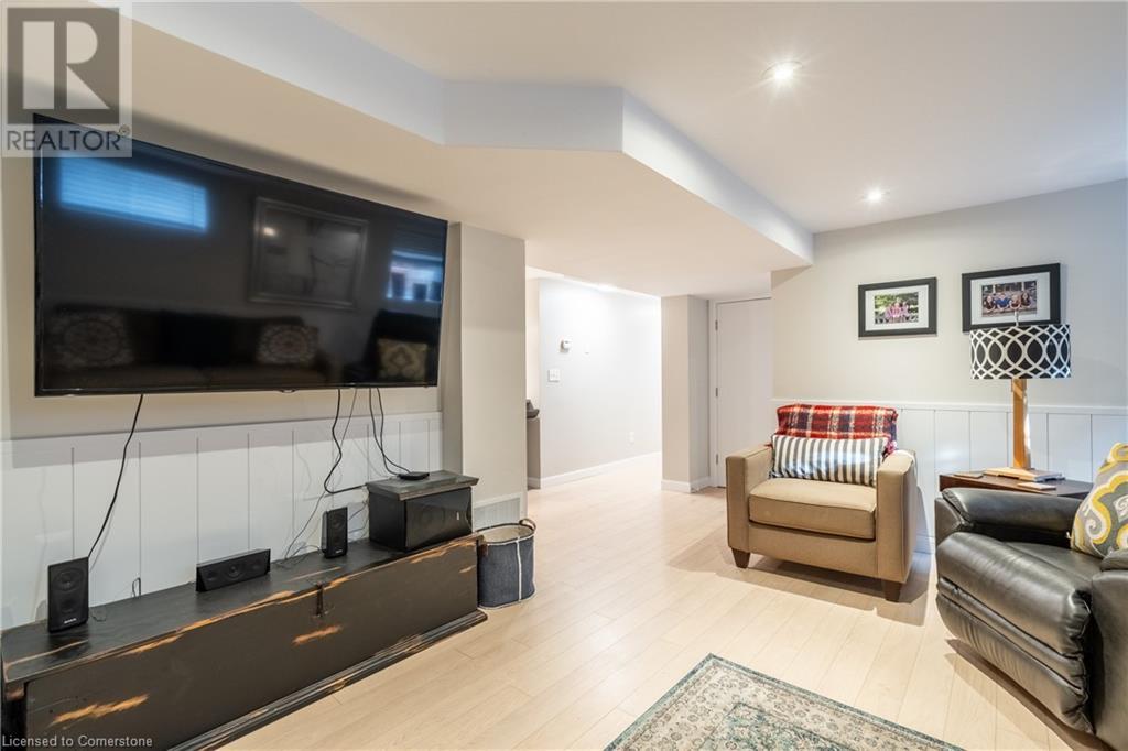 2290 Woodward Avenue, Burlington, Ontario  L7R 1T6 - Photo 24 - 40668467