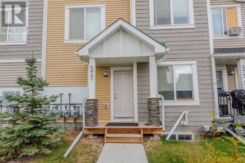 577 Canal Crossing Sw, Airdrie, Alberta  T4B 3L4 - Photo 4 - A2163642