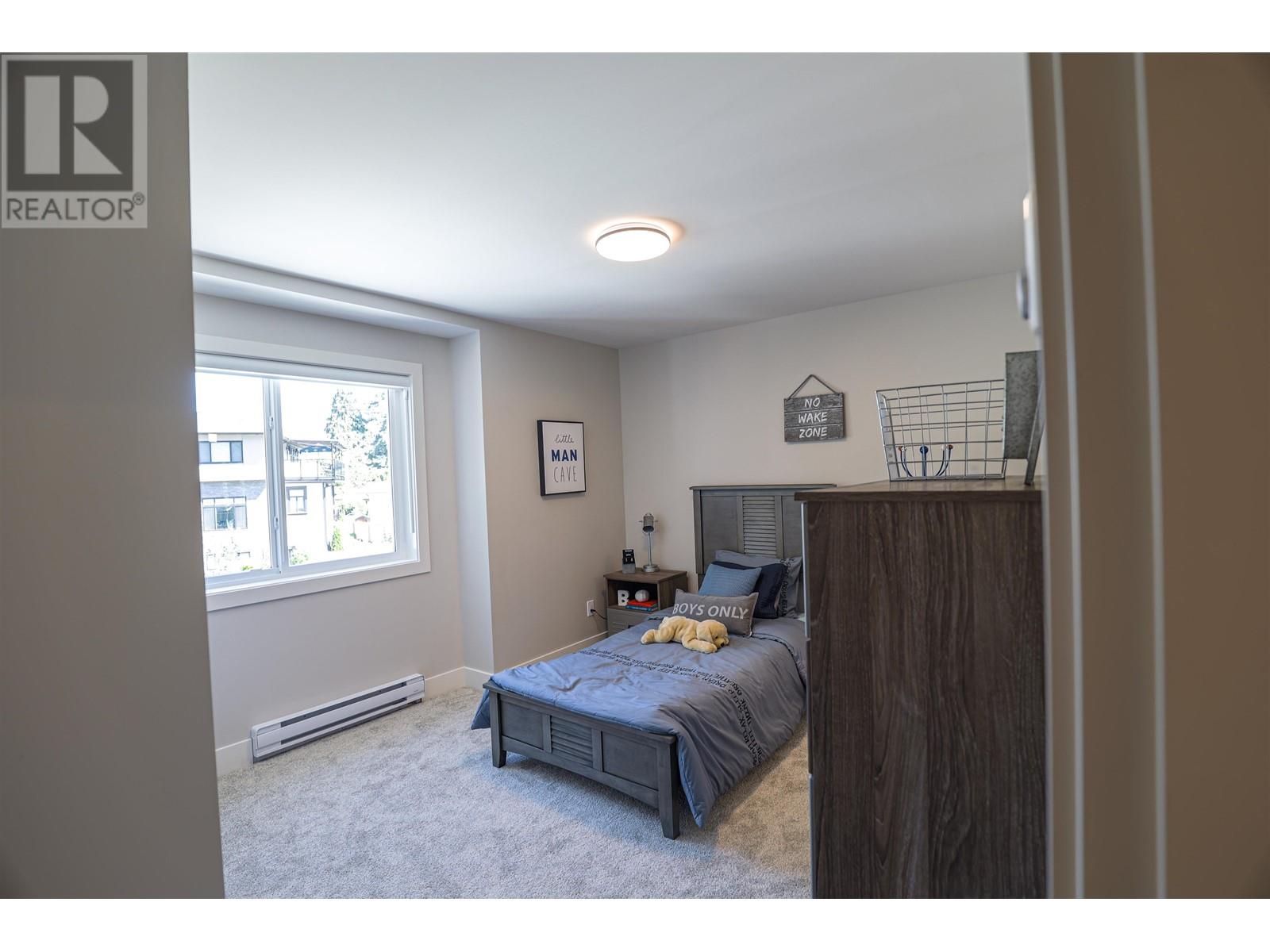 1388 Madore Avenue, Coquitlam, British Columbia  V3K 3C2 - Photo 12 - R2939195